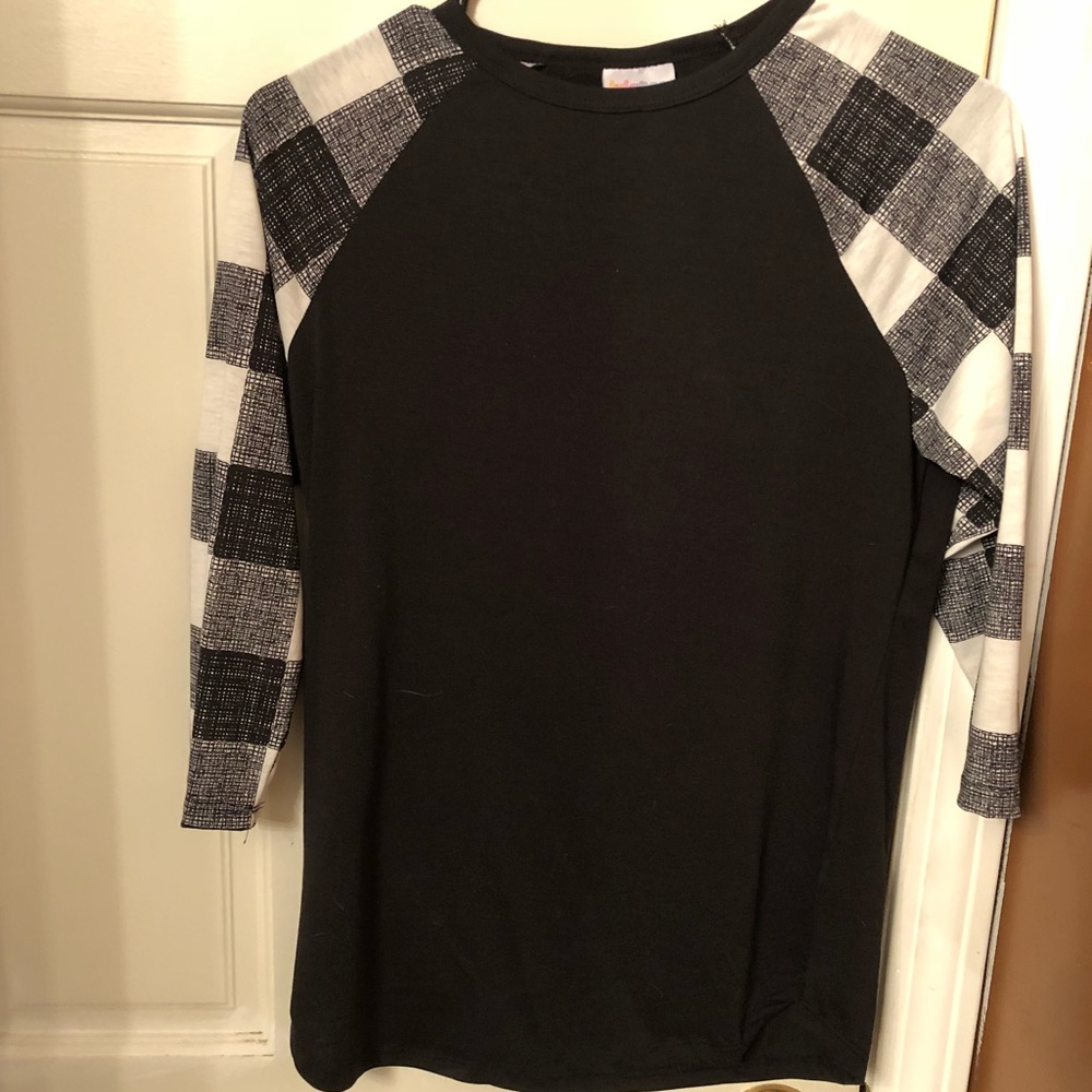 LulaRoe Randy Tee